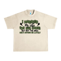 Sandshell i married my wife for her looks Urban Heavy Tee - MaliasSmallBusiness