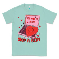 Seafoam heart record player Classic Tee - MaliasSmallBusiness