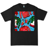 Black christmas clothes seamless pattern Premium Tee - BundleAndBundleShop