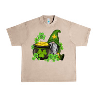French Oak st patricks gnome and pot of gold Urban Heavy Tee - AdoDesignShop