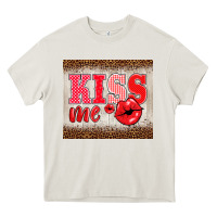 Cream valentine's day kiss me Heavy Core Tee - BarkalooDesign