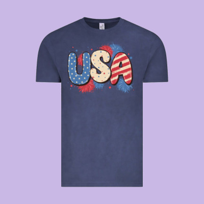 Usa Vintage Tee Designed By Maliassmallbusiness