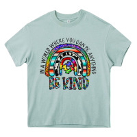 Arona in a world where you can be anything be kind Heavy Core Tee - CowhideDigitalArt