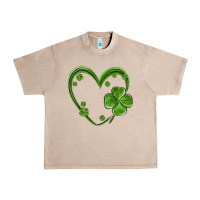 French Oak st patricks day shamrock heart Urban Heavy Tee - MaliasSmallBusiness