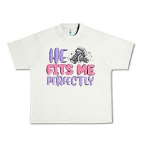 Pistachio he fits me perfectly Urban Heavy Tee - MaliasSmallBusiness
