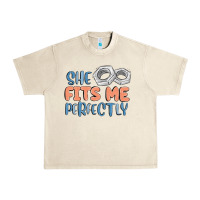 Sandshell she fits me perfectly Urban Heavy Tee - MaliasSmallBusiness