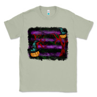 Matcha halloween witch hat backround Classic Tee - RanaPortraitStore