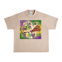 French Oak i'm catchin' if you're throwin Urban Heavy Tee - MaliasSmallBusiness