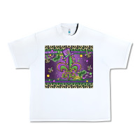 White mardi gras fleur de lis Urban Heavy Tee - MaliasSmallBusiness