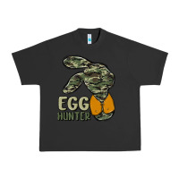 Pigment Black egg hunter Urban Heavy Tee - MaliasSmallBusiness