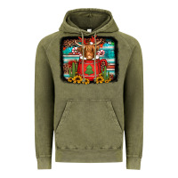 Vintage Olive hot coco christmas highland cow with background Vintage Hoodie - Jasminsmagicworld