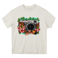 Cream floral lotus leaf film roll vintage camera Heavy Core Tee - FaDigitalArtStudio