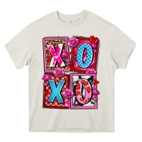 Cream xoxo with roses and candies olivia Heavy Core Tee - OliviaCreatesArt