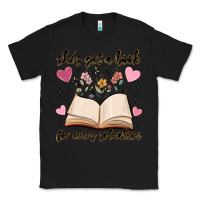 Black she's got a book for every situation Classic Tee - MaliasSmallBusiness