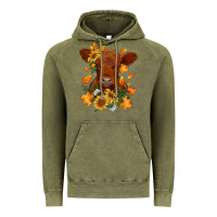 Vintage Olive fall red angus calf dried leaves and sunflowers Vintage Hoodie - RanaPortraitStore