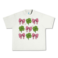 Pistachio coquette bow clover st. patrick's day Urban Heavy Tee - MaliasSmallBusiness