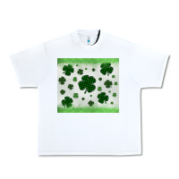 White shamrock Urban Heavy Tee - MaliasSmallBusiness