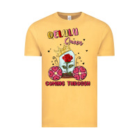 Vintage Mustard delulu queen coming through Vintage Tee - MaliasSmallBusiness
