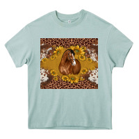 Horse Heavy Core Tee | Teevron