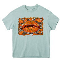 Arona fall lips Heavy Core Tee - RacoonDesign