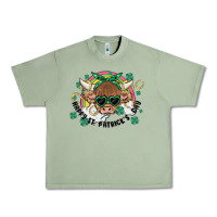 Oil Green st. patrick's day highland cow Urban Heavy Tee - MaliasSmallBusiness