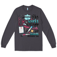 Smoke she works willingly with her hands Long Sleeve Tee - MaliasSmallBusiness