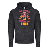 Vintage Black the queen is 31 long live the queen kopya Vintage Hoodie - Jasminsmagicworld