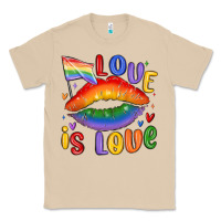 Mushroom love is love lips Classic Tee - MaliasSmallBusiness