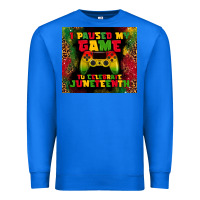 True Royal i paused my game Premium Sweatshirt - TumblerDesignByShophia