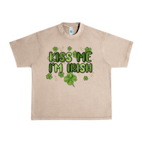 French Oak kiss me i'm irish Urban Heavy Tee - MaliasSmallBusiness