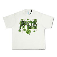 Pistachio kiss me i'm irish Urban Heavy Tee - MaliasSmallBusiness