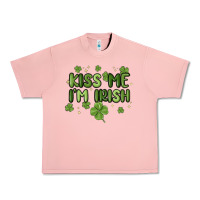 Salmon kiss me i'm irish Urban Heavy Tee - MaliasSmallBusiness
