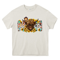 Cream mom highland cow Heavy Core Tee - RacoonDesign