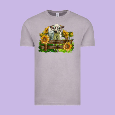 Charolais Heifer With Sunflowers Vintage Tee Designed By Lillyallendesigns