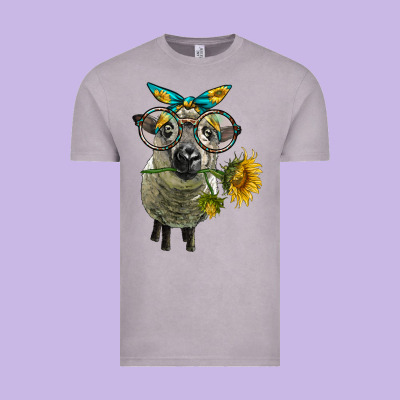 Cute Hempshire Sheep With Eyeglasses Vintage Tee Designed By Lillyallendesigns