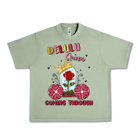Oil Green delulu queen coming through Urban Heavy Tee - MaliasSmallBusiness