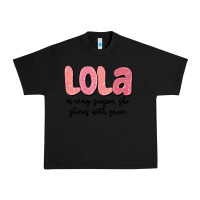 Lola In Every Season, She Shines With Grace Urban Heavy Tee | Teevron