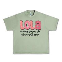 Oil Green lola in every season, she shines with grace Urban Heavy Tee - MaliasSmallBusiness