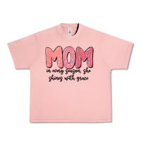 Salmon mom in every season, she shines with grace Urban Heavy Tee - MaliasSmallBusiness