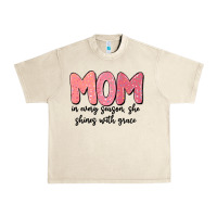 Sandshell mom in every season, she shines with grace Urban Heavy Tee - MaliasSmallBusiness