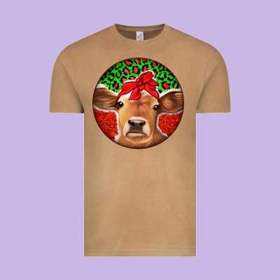 Christmas Cow Vintage Tee Designed By Jasminsmagicworld