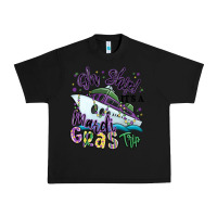 Black oh ship it's a mardi gras trip Urban Heavy Tee - MaliasSmallBusiness