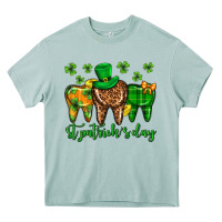 Arona Dentist st. patricks day Heavy Core Tee - Neo Western