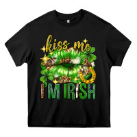 Black Kiss me im irish st.patricks day lips st.patricks Heavy Core Tee - Neo Western