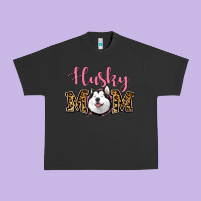 Husky Mom Urban Heavy Tee Designed By Jasminsmagicworld