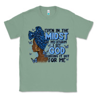 Sage even in the midst of may storm afro woman Classic Tee - MaliasSmallBusiness