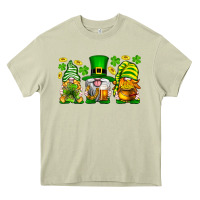Mossy St. Patrick's Day gnomies Heavy Core Tee - Neo Western