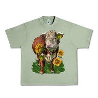 Oil Green hereford bull with sunflowers Urban Heavy Tee - LillyAllenDesigns