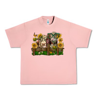 Salmon hereford bull and heifer with sunflowers Urban Heavy Tee - LillyAllenDesigns