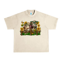 Sandshell hereford bull and heifer with sunflowers Urban Heavy Tee - LillyAllenDesigns